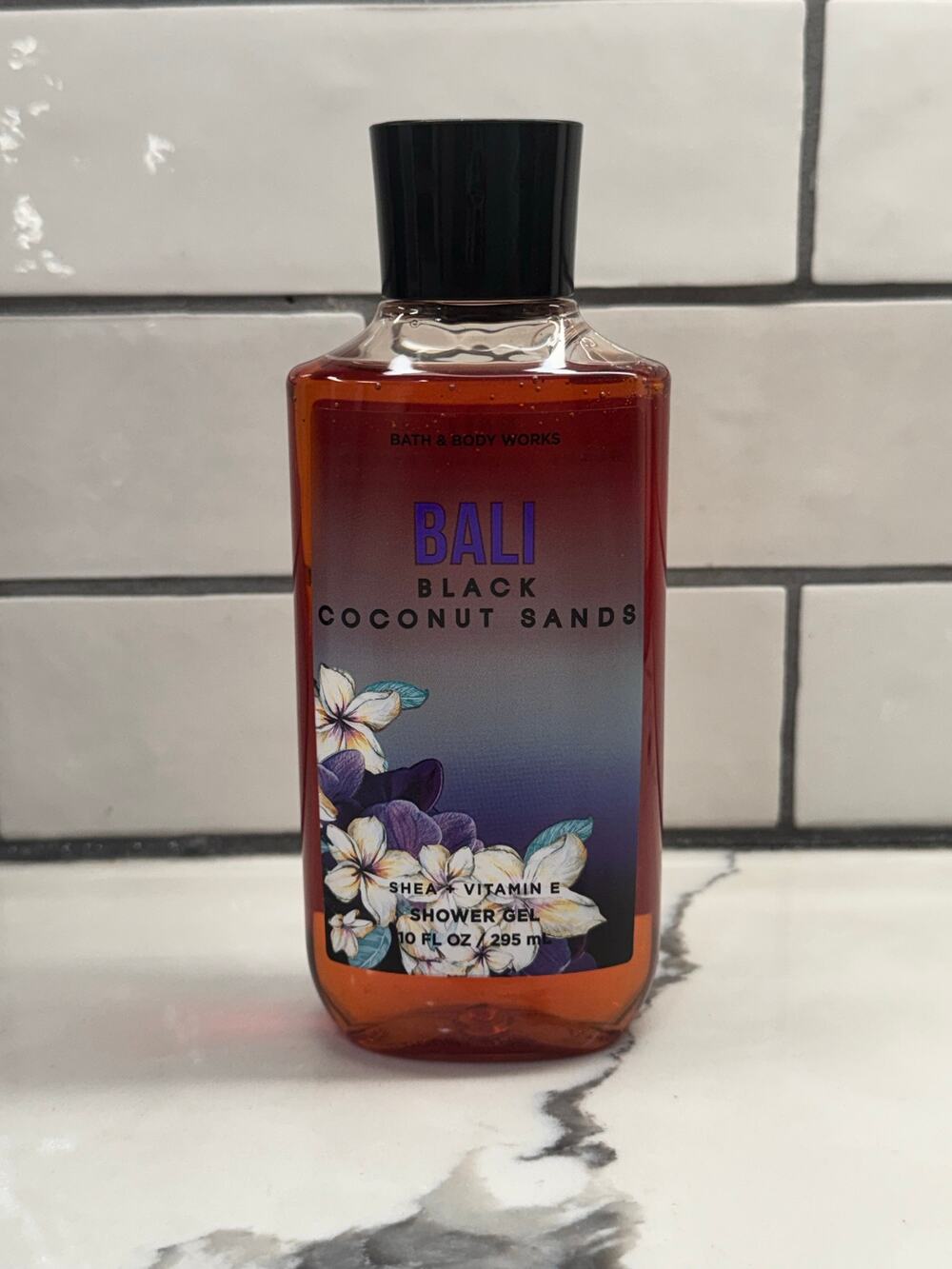 Bath and Body Works Bali Black Coconut Sands Shower Gel 10 fl Oz